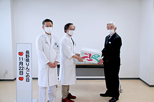「長野県りんごの日」JAグリーン長野様よりりんごが寄贈されました