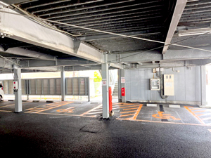 第一駐車場 障害者等用駐車スペースを増設しました