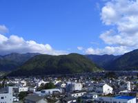 10月の皆神山(病院屋上より)