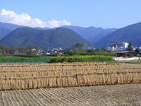 貴重な(？)皆神山と松代病院のツーショット