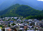 登山口まで病院から徒歩8分ほどの象山