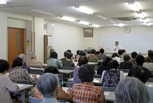 介護予防教室「こころとからだも健やかに」を開催しました