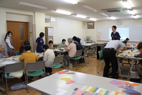 介護予防教室「認知症予防のための手作業と環境への働きかけ」を開催しました