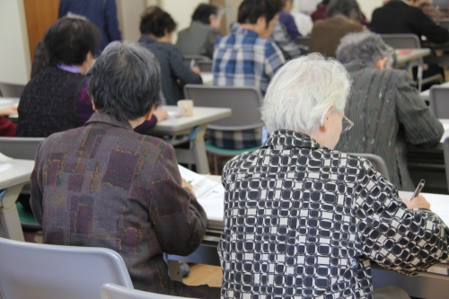 介護予防教室「健康寿命を支える食事 その1 ～バランスの良い食事を知ろう～」を開催しました