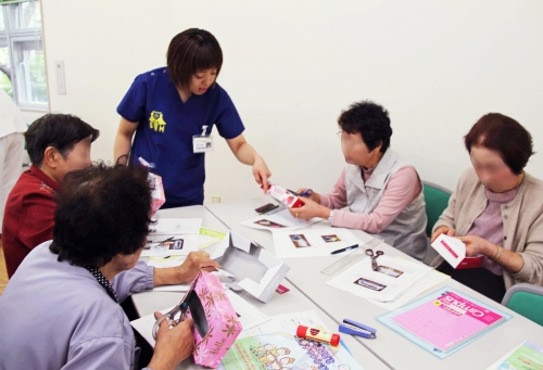 介護予防教室『認知症予防のための作業活動 その2』を開催しました(9/26)