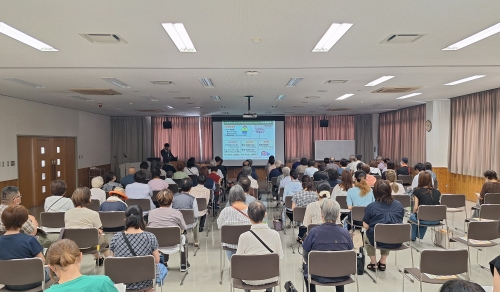 前川智ダイエット科部長が塩尻市ヘルスアップ委員会ヘルスアップ講座(市民対象公開講座)で講演を行いました(8/11)
