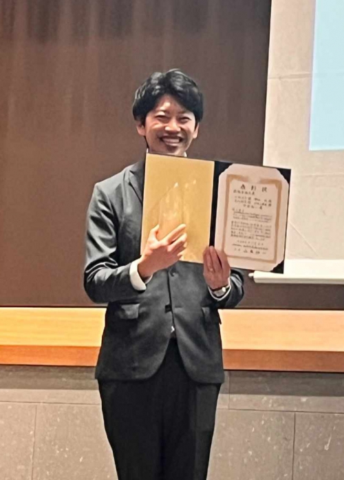 小渕浩平作業療法士が学術誌『作業療法』の最優秀論文賞を受賞しました