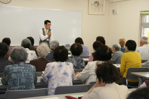 介護者・介護予防教室開催(5月23日付の毎日新聞20面「けんこうナビ」で紹介されました)