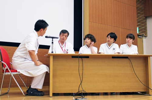 研修会「医療面接―がんの告知―」を開催しました