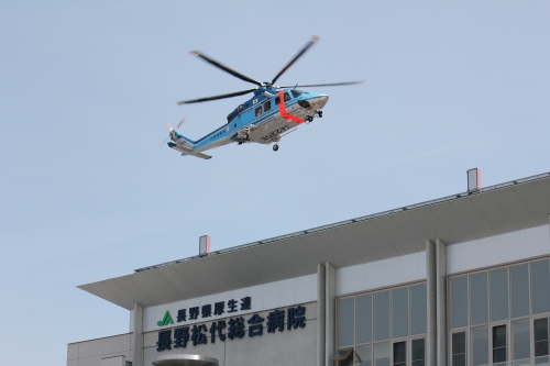 県警ヘリによる離着陸訓練を行いました