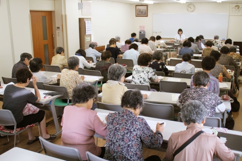 介護者・介護予防教室「健康長寿の秘訣について学ぶ」を開催しました