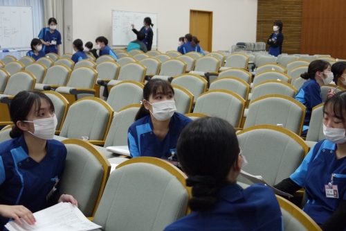 新人行動型カンファレンス研修を行いました(12/21)
