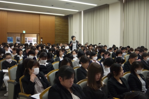 平成26年度 長野松代総合病院看護部「看護研究発表会」を開催しました