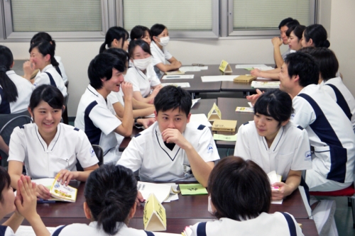 新人看護師6ヶ月振り返り研修を行いました