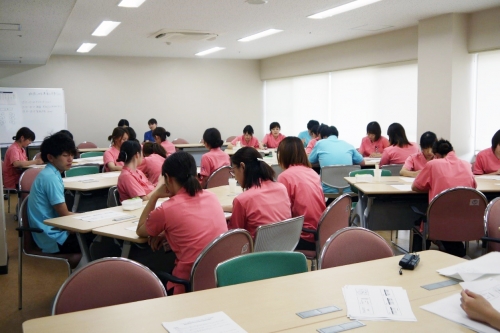 看護補助者研修会(誤嚥しやすい患者食事介助)を行いました