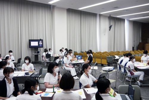 実地指導者フォローアップ研修会を行いました(10/8)